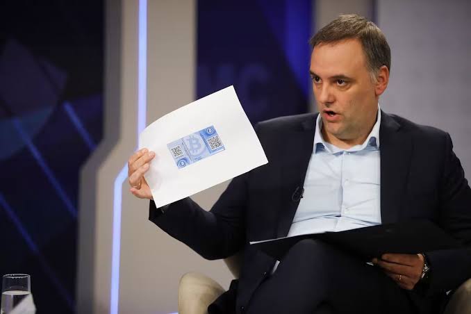 Crecen las tensiones en el Senado y Adorni queda bajo presión por una posible moción de censura